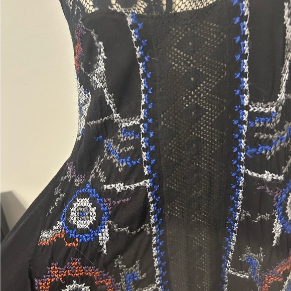 Free people crochet embroidered black tunic tank top B1 - Picture 3 of 13